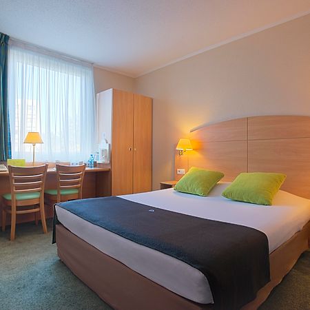 Hotel Campanile Lublino Esterno foto