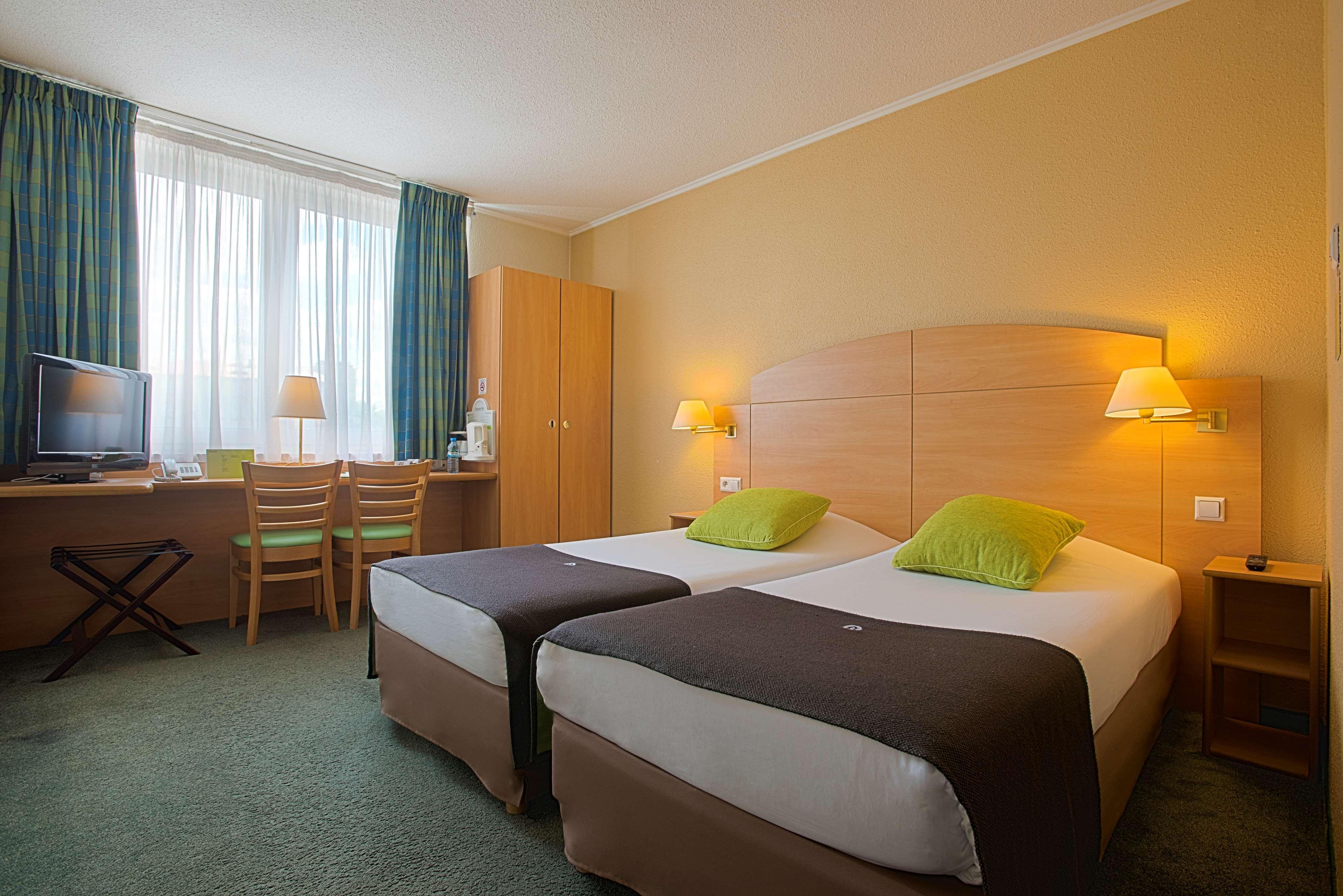Hotel Campanile Lublino Esterno foto