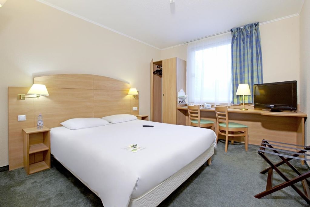 Hotel Campanile Lublino Esterno foto